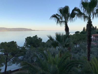 Holiday apartment Deluxe Sunrise Sky Terrace Design Apartment 180Â° Lake - Environment photo 29