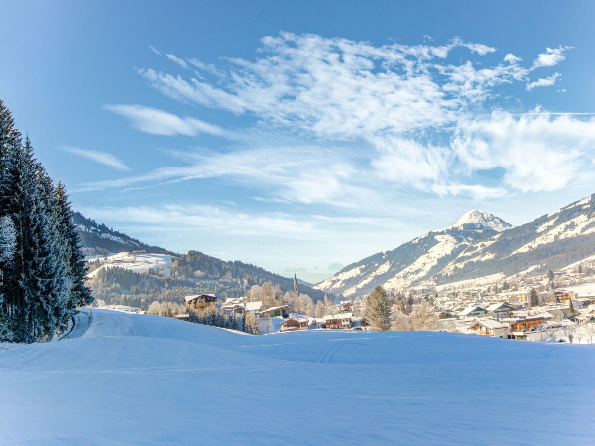 Apartment Apartment in Kirchberg near Ski Slopes - Outdoor photo 2