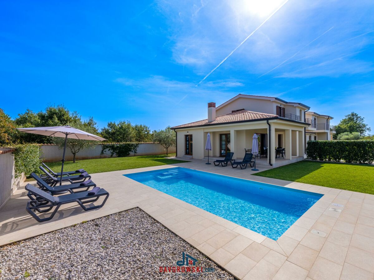 Holiday house Evida