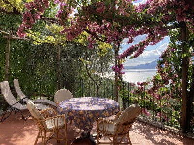 Holiday apartment Casa Oliva in CASTELLETTO DI BRENZONE - Holiday apartment