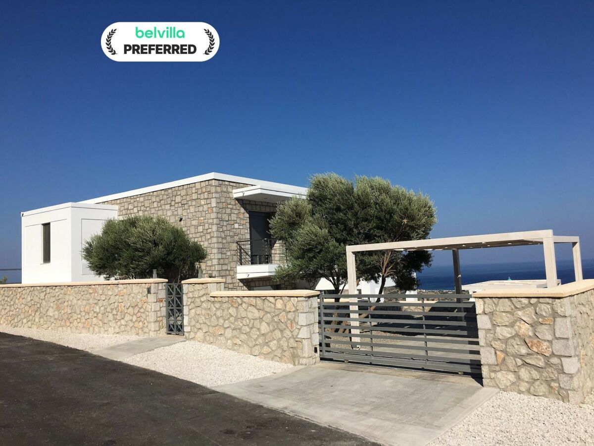 Villa Villa in Rhodes near Ladiko Bay