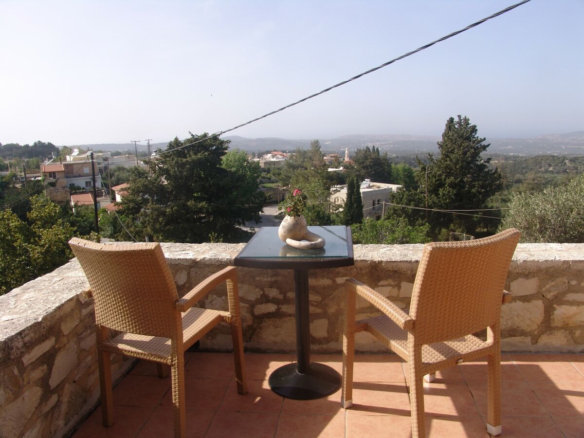 Villa Schönes großes traditionelles griechisches Haus, schöne Gegend Nähe Panormo, NW - Outdoor photo 2