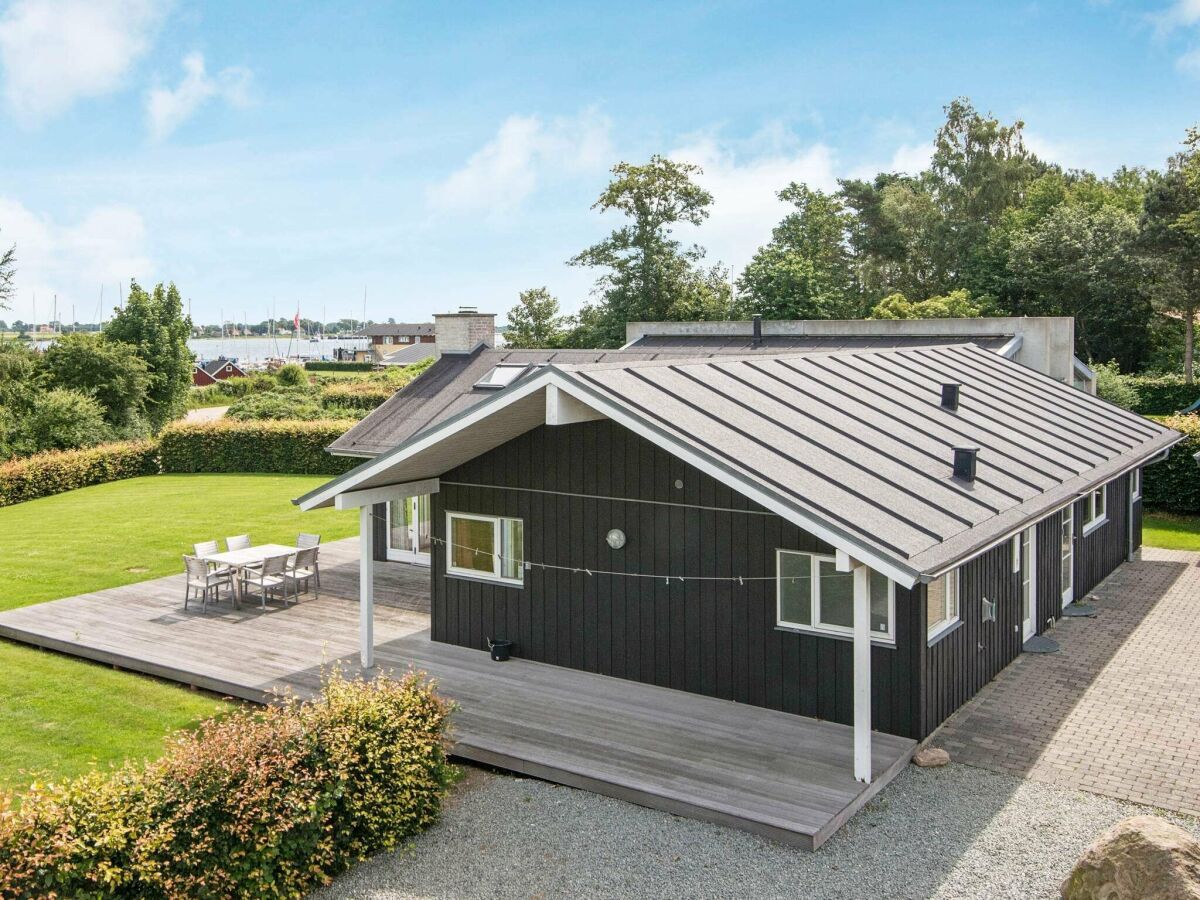 Holiday house 8 person holiday home in Juelsminde-By Traum