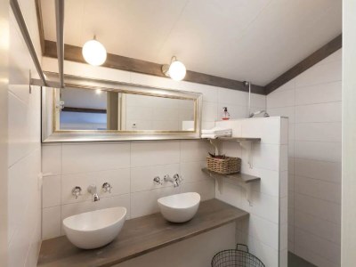 Holiday house Nice vacation home in Horssen with garden - Features photo 28