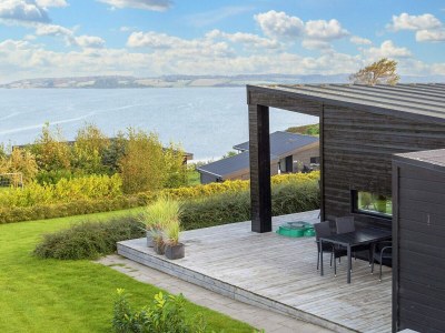 Holiday house Modernes Refugium mit Blick -- By Traum Ferienwohnungen - Outdoor photo 3