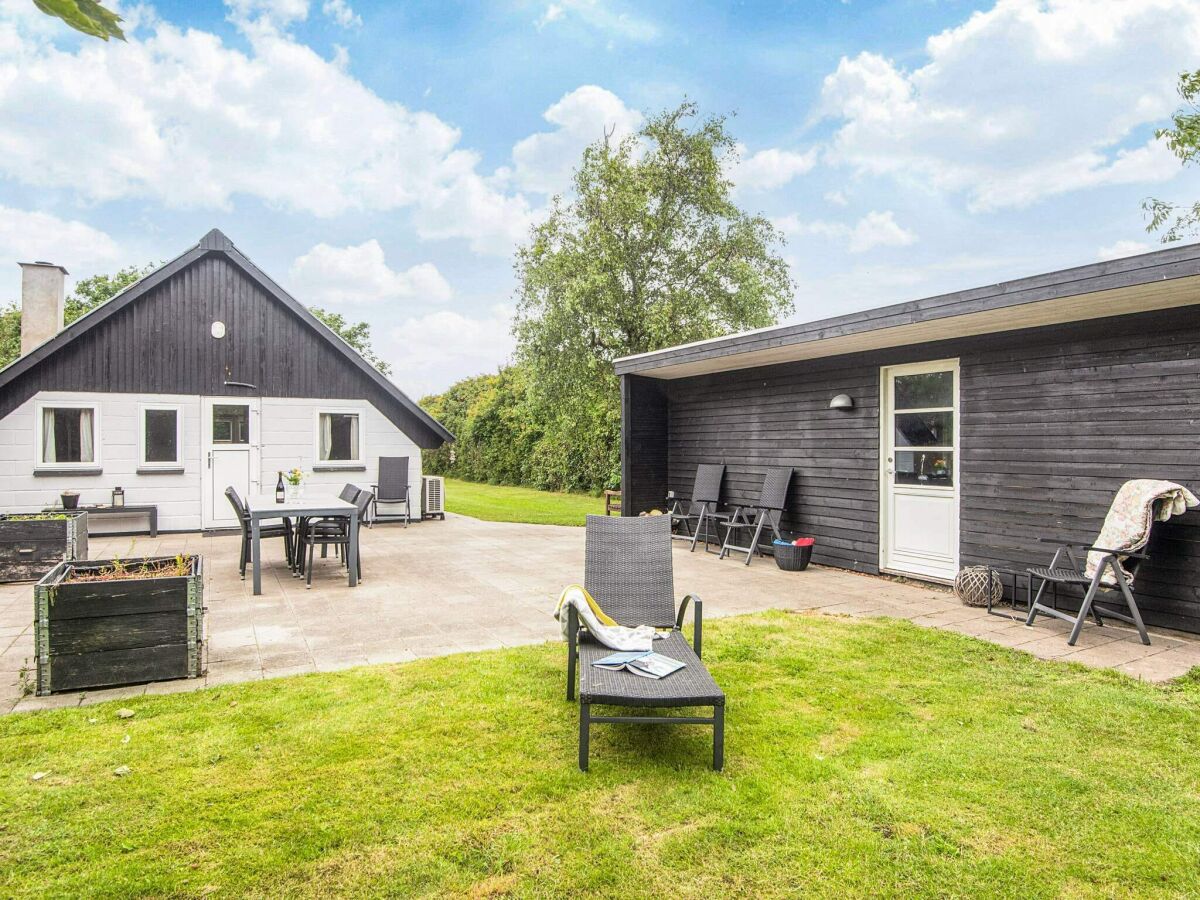 Holiday house 6 person holiday home in Ulfborg-By Traum