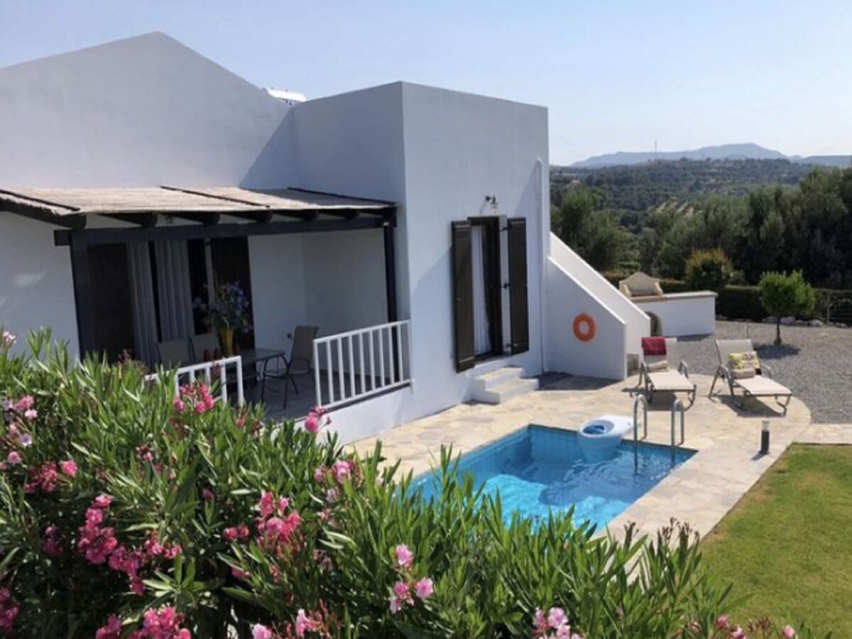 Villa Villa in Kirianna mit privatem Pool