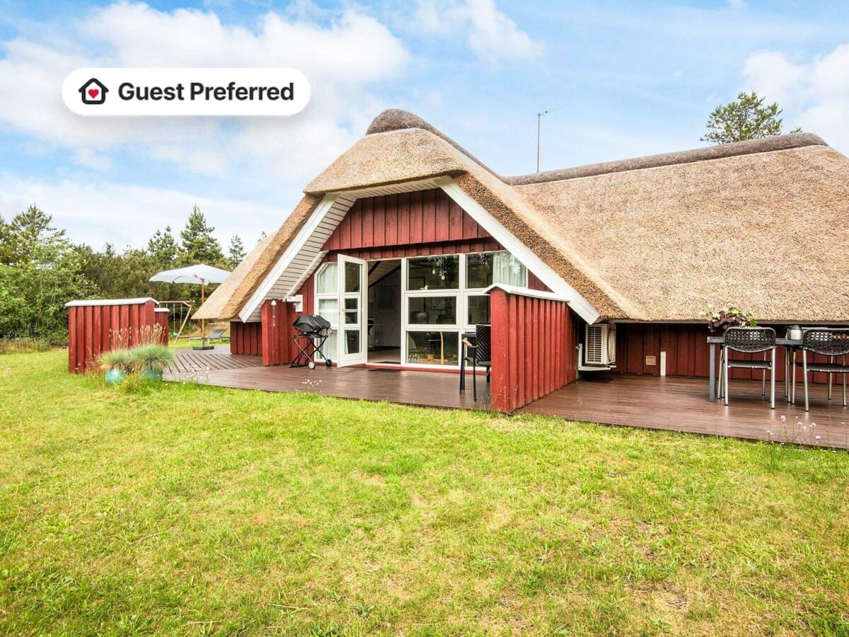 Holiday house 8 person holiday home in Rømø-By Traum