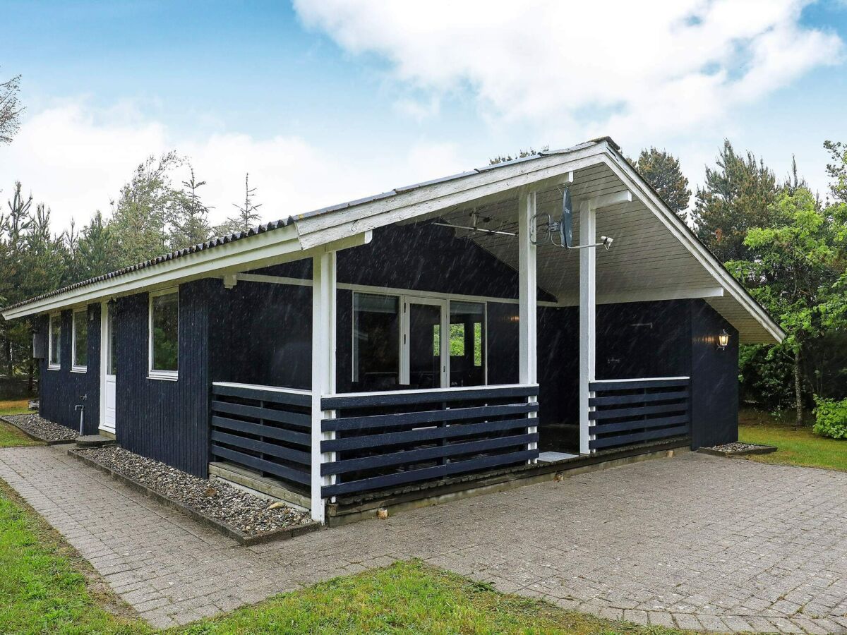 Holiday house 4 person holiday home in Ulfborg-By Traum