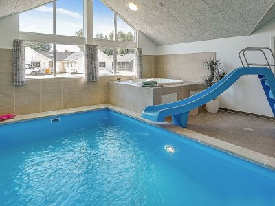 Holiday house 16 person holiday home in Hasselberg - Outdoor photo 15