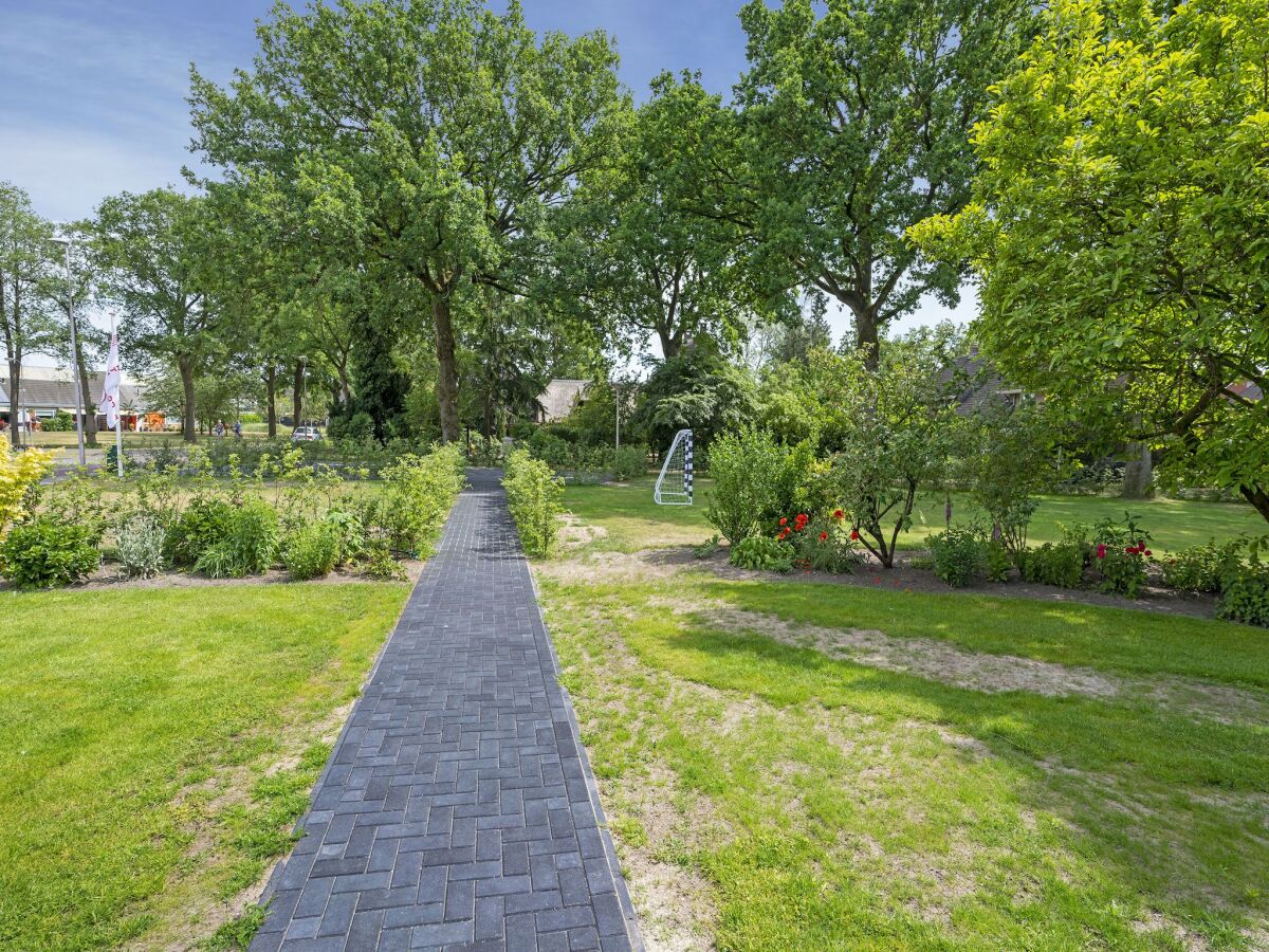 Villa Group House in Lemele near Heuvelrug - Outdoor photo 5