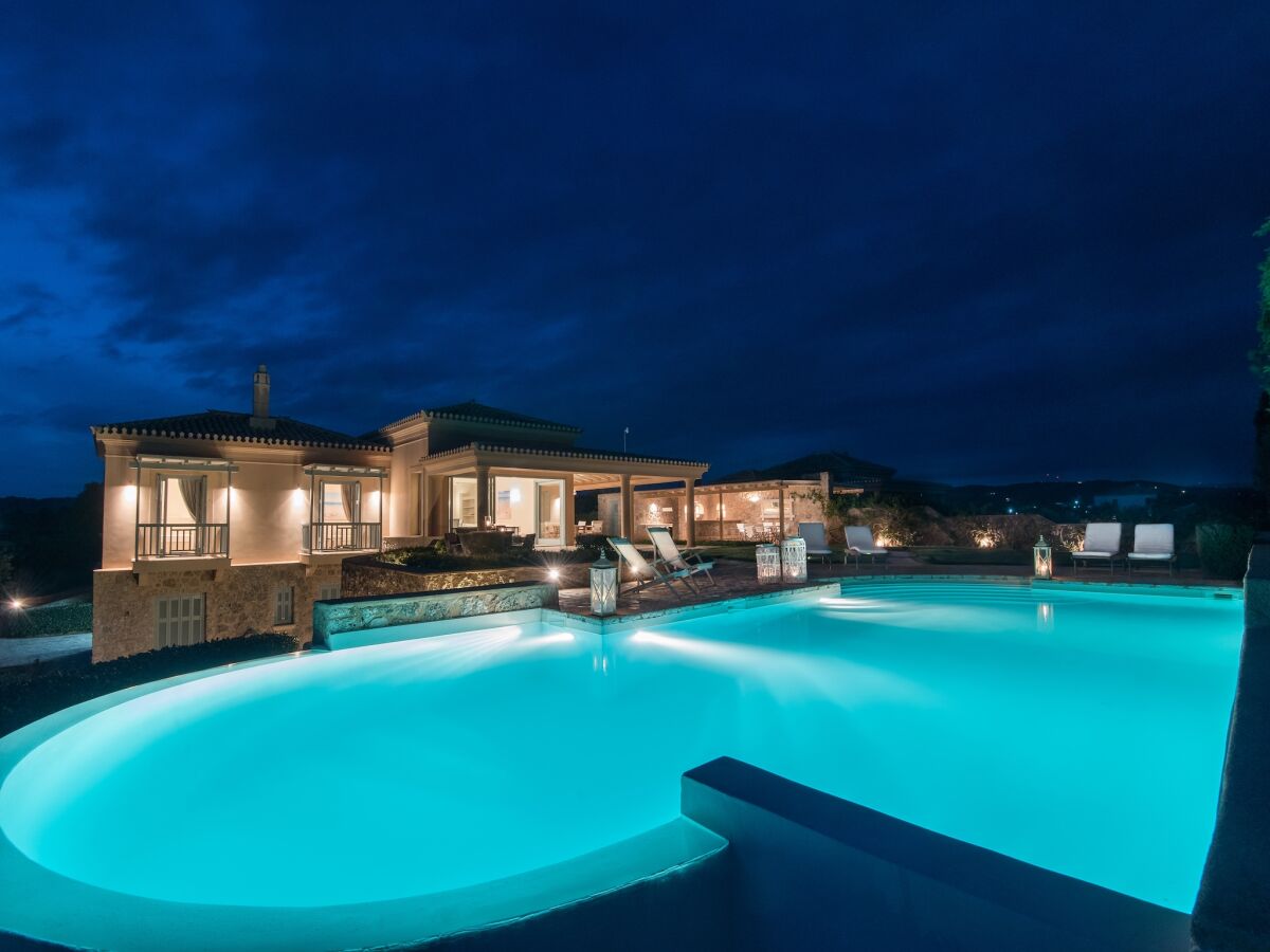 Villa Villa in Peloponnese by Sandy Beach & Pool - Outdoor photo 3