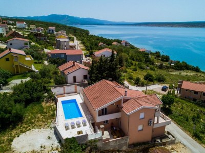 Villa Capacious Holiday Home in Maslenica - Outdoor photo 7