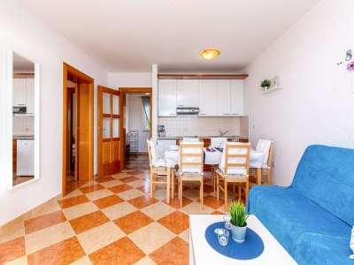 Apartment Apartment in Croatia near Sea Beach & Pool - Features photo 18
