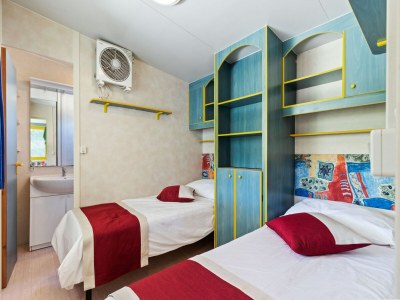 caravan Mobile Home in Banjole near Beach Centinera - Features photo 23