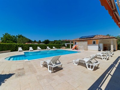 Holiday house Mobilheim in Banjole nahe Strand Centinera - Outdoor photo 11