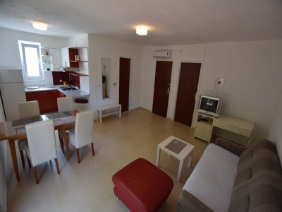 Apartment Spacious apartment with terrace - Features photo 12