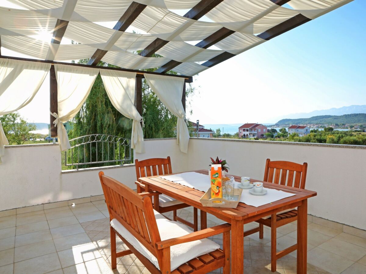 Apartment Küstenurlaub in Ljubač - Outdoor photo 2
