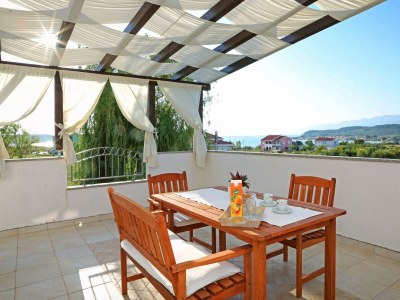 Apartment Küstenurlaub in Ljubač - Outdoor photo 2