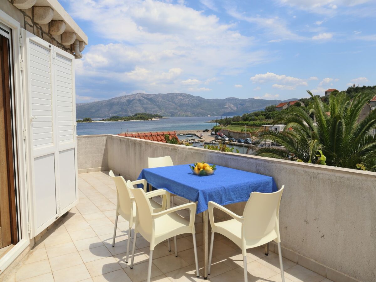Holiday house Ferienhaus in Lumbarda mit Garten