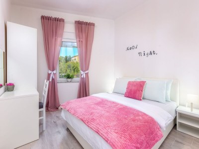 Villa Wohnung mit Pool in der Nähe des Meeres - Features photo 7