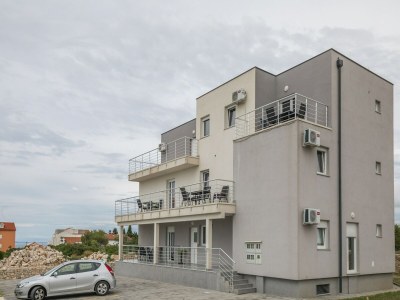 Apartment Apartment in Novalja near Zrće Beach in Stara Novalja - Apartment
