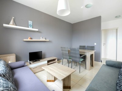 Apartment Apartment in Novalja near Zrće Beach - Features photo 7