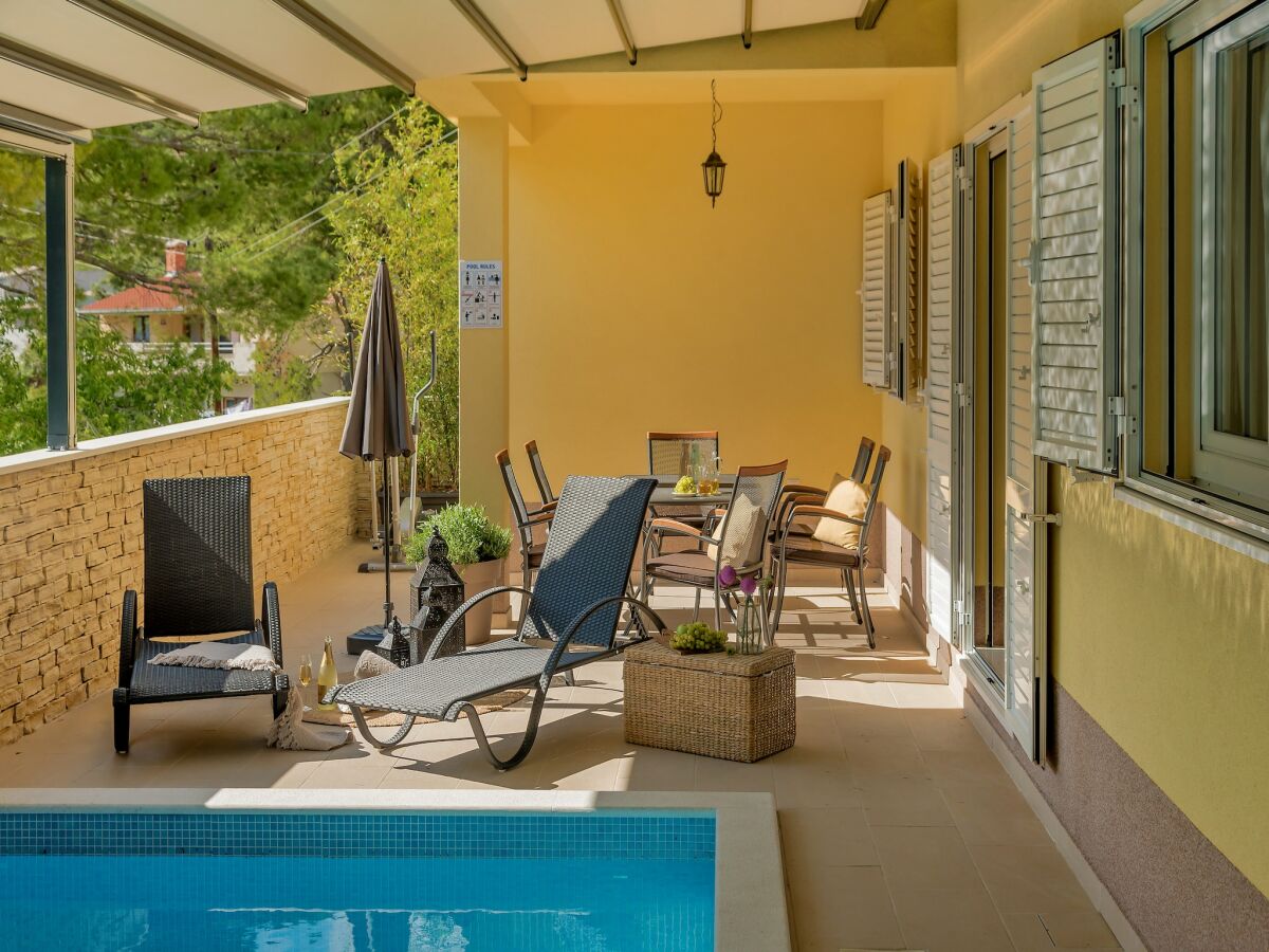 Villa Villa in Žrnovnica mit beheiztem Salzwasserpool - Outdoor photo 5