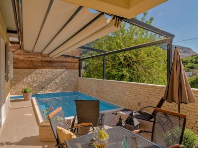 Villa Villa in Žrnovnica mit beheiztem Salzwasserpool - Outdoor photo 4