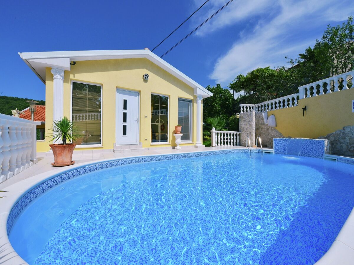 Villa Villa in Ripenda Kras with Pool and Sauna