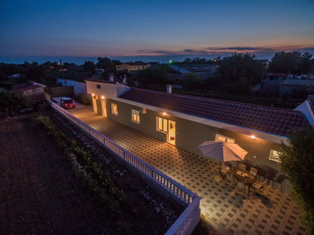 Holiday house Villa in Galovac mit Pool bei Zadar - Outdoor photo 3