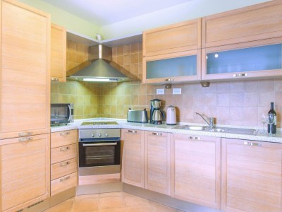 Villa Charming villa with spacious rooms and private swimming pool in the lavender island of Hvar - Features photo 11