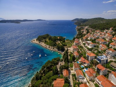 Villa Charming villa with spacious rooms and private swimming pool in the lavender island of Hvar - Environment photo 20