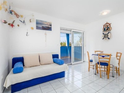 Apartment Seaside Bliss in Mandre - Features photo 15