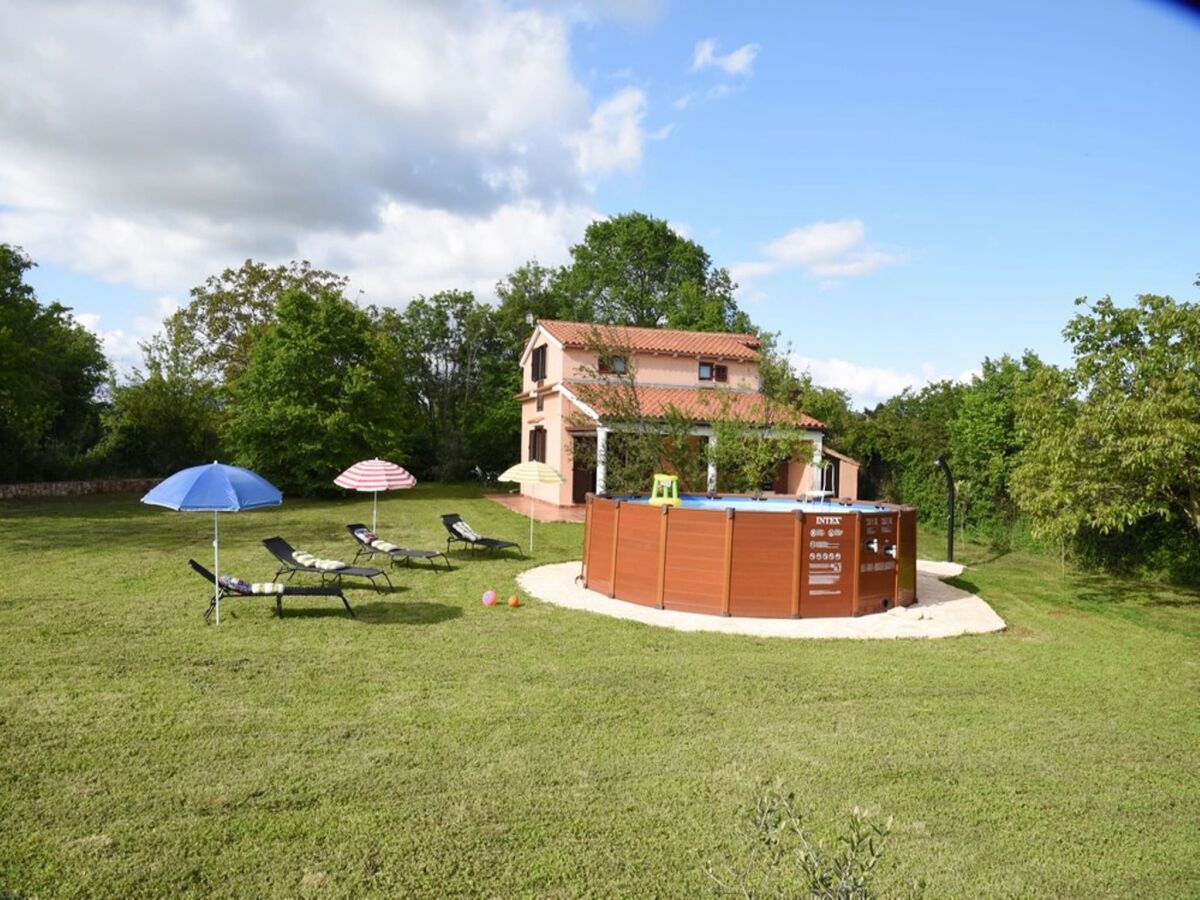 Holiday house Charmantes Poolhaus in der Nähe von Pula