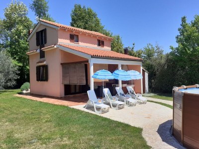 Holiday house Charmantes Poolhaus in der Nähe von Pula - Outdoor photo 11