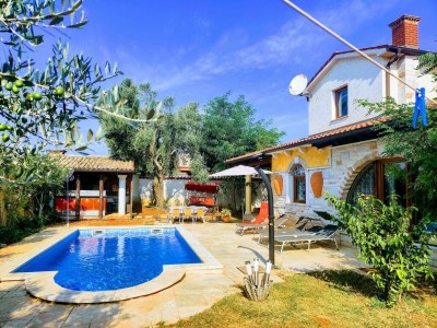 Holiday house Ferienhaus in Sisan mit Pool & Strand - Outdoor photo 6