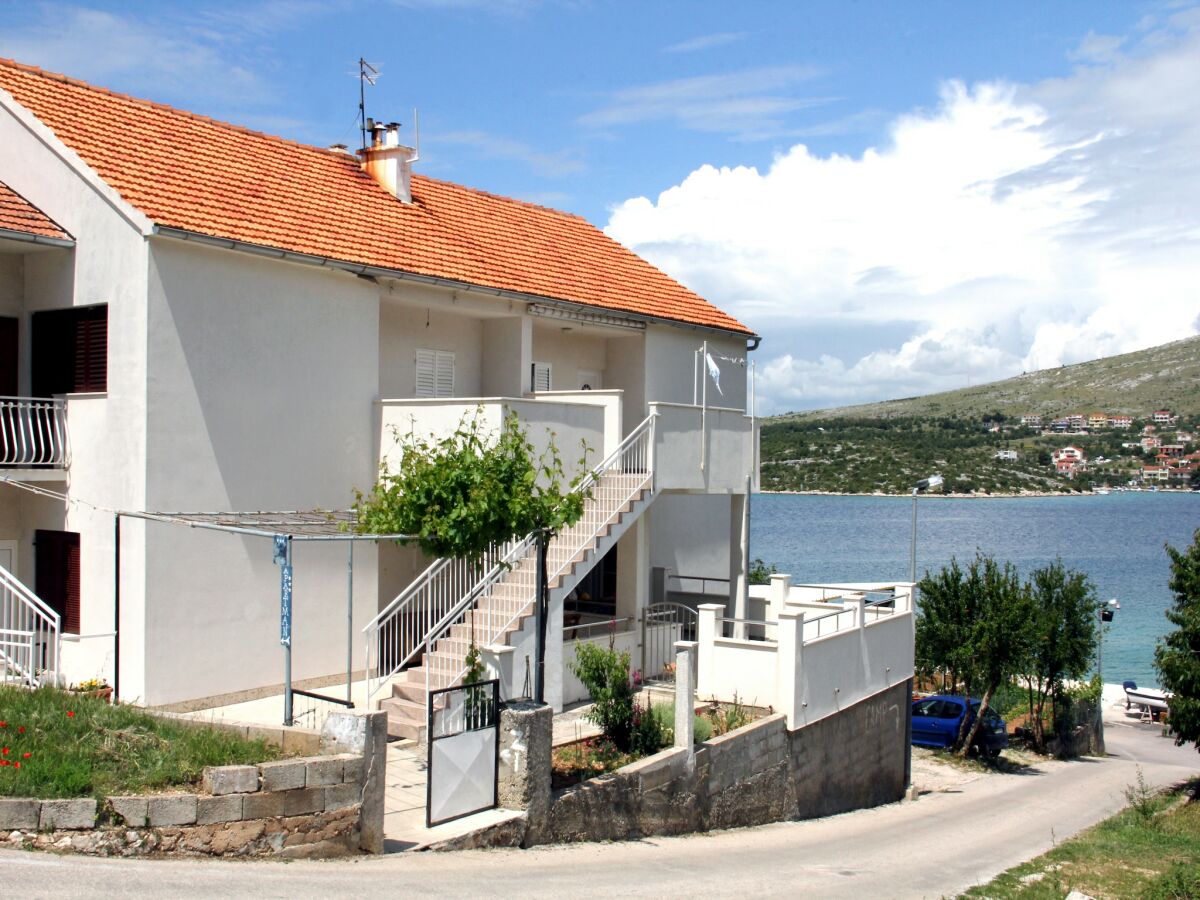 Apartment Apartment with Terrace
