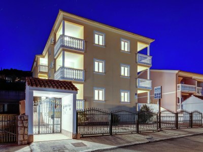 Apartment Apartment in Dramalj by the Seafront - Apartment