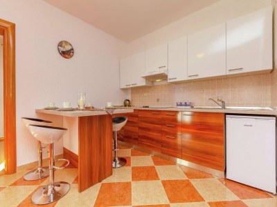 Apartment Apartment in Dramalj by the Seafront - Features photo 14