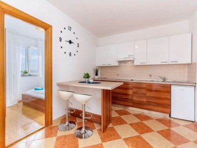 Apartment Country House in Croatia with Pool - Features photo 19