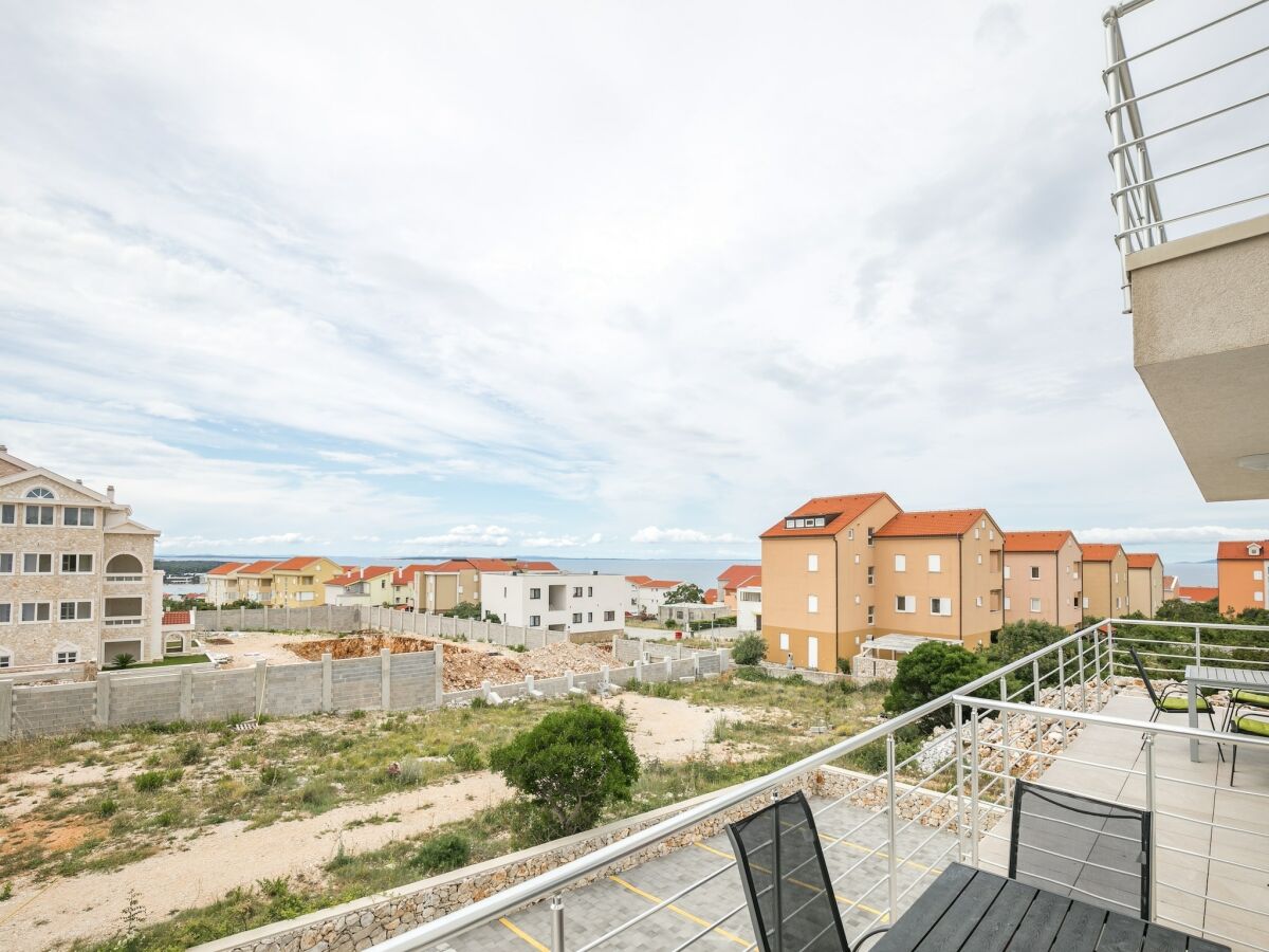 Apartment Apartment on Pag Island near Seabeach - Outdoor photo 2