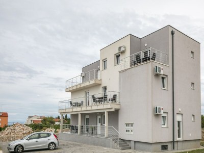 Apartment Apartment on Pag Island near Seabeach - Outdoor photo 3
