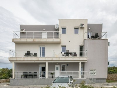 Apartment Apartment on Pag Island near Seabeach - Outdoor photo 4