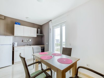 Apartment Apartment on Pag Island near Seabeach - Features photo 8