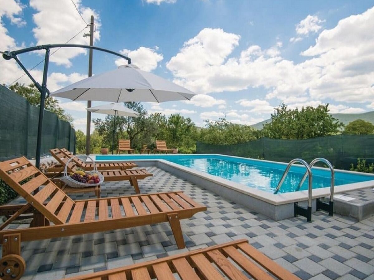 Holiday house Matia I with Pool - Outdoor photo 2