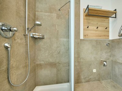Holiday room DZ "Bergblick"  mit Dusche, Bad, WC,Balkon - Outdoor photo 12