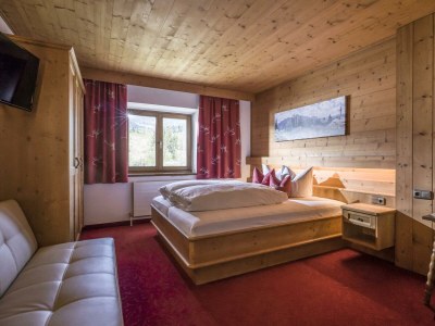 Holiday room Doppelzimmer mit Dusche/WC, TV und WLAN - Outdoor photo 11