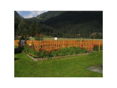 Holiday room Doppelzimmer mit fl. Wasser, Etagendusche/WC - Outdoor photo 2
