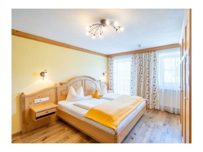 Holiday room DZ "Haupthaus" mit Dusche/WC,Tel.TV, - Features photo 41